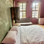 Ronesans Otel
